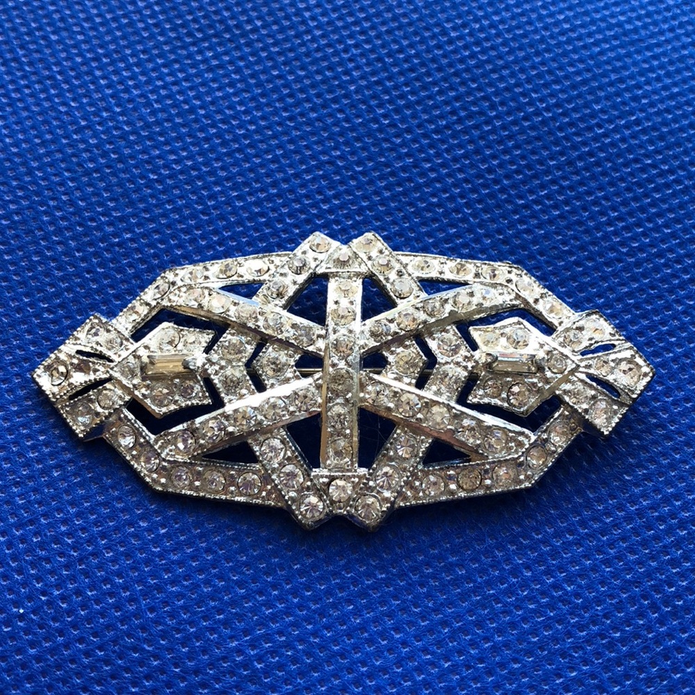 Large Art Deco clear rhinestone pin